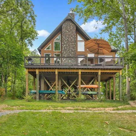 Riverside Oasis With Stunning Views, Cozy Firepit!